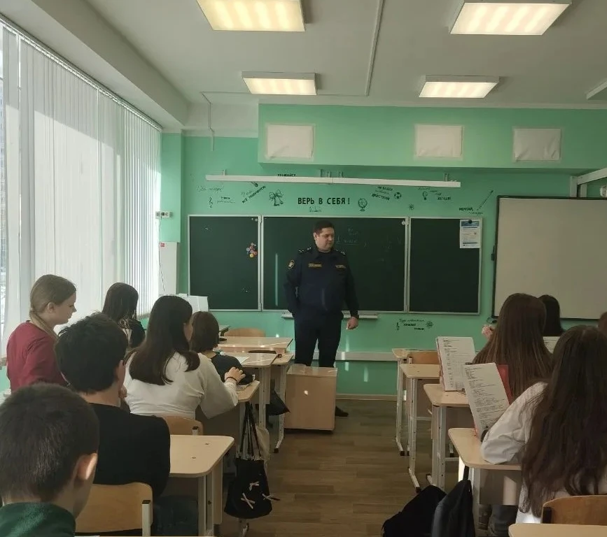 Профориентационные уроки с сотрудниками ГУФСИН по Красноярскому краю.